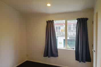 E9/20 Ian Marwick Place, Birkenhead