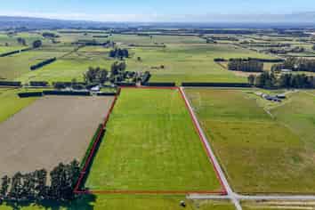 53 Stoke School Road, Cust