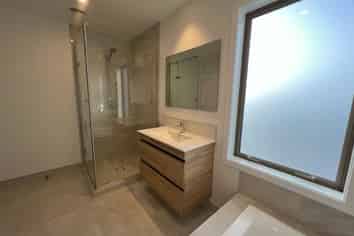 9/353 Hukanui Road, Rototuna