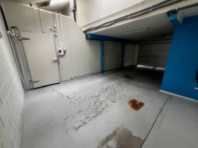 Ground floor warehouse & cold store for lease