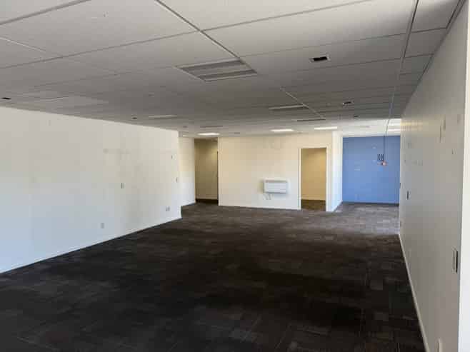 Ground floor Riddiford Street retail or office