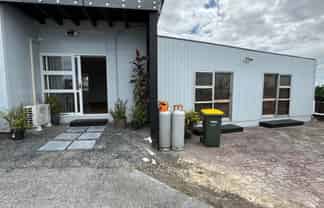 6A Forsythe Place, Massey