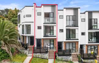 11/32 Karori Crescent, Orakei