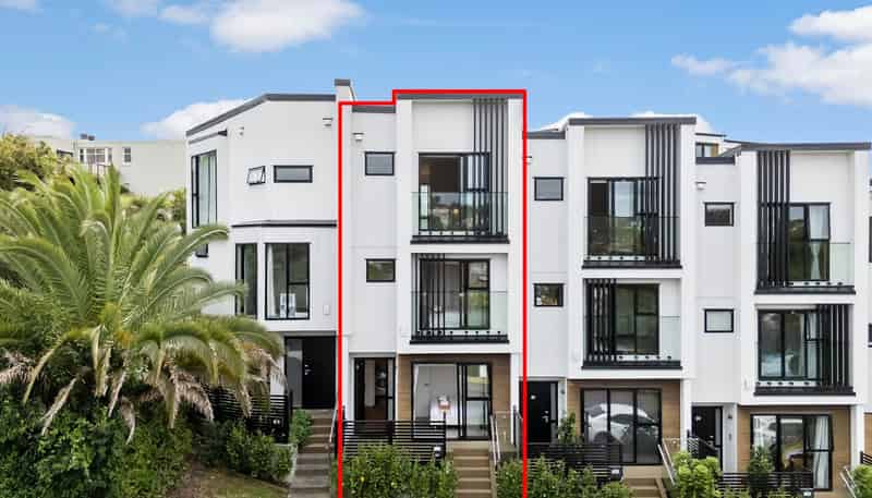 11/32 Karori Crescent, Orakei