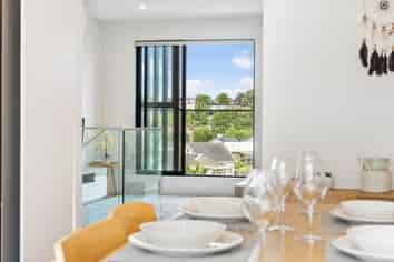 11/32 Karori Crescent, Orakei