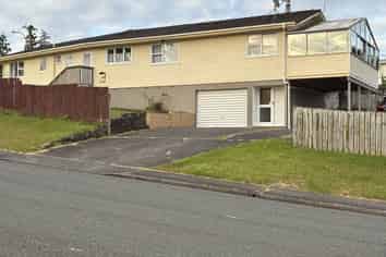 14 Helena Street, Massey