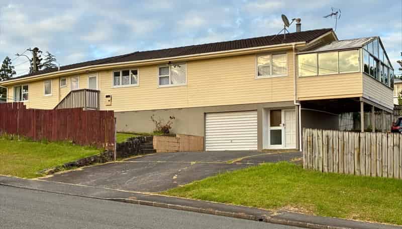 14 Helena Street, Massey