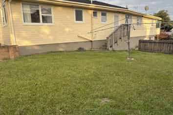 14 Helena Street, Massey