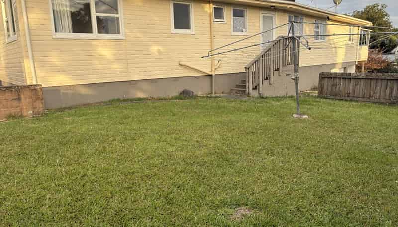 14 Helena Street, Massey