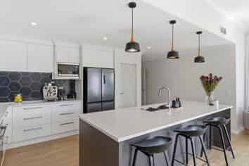 11 Taranui Way, Paraparaumu Beach