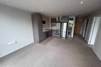 506/3 Rose Garden Lane, Albany