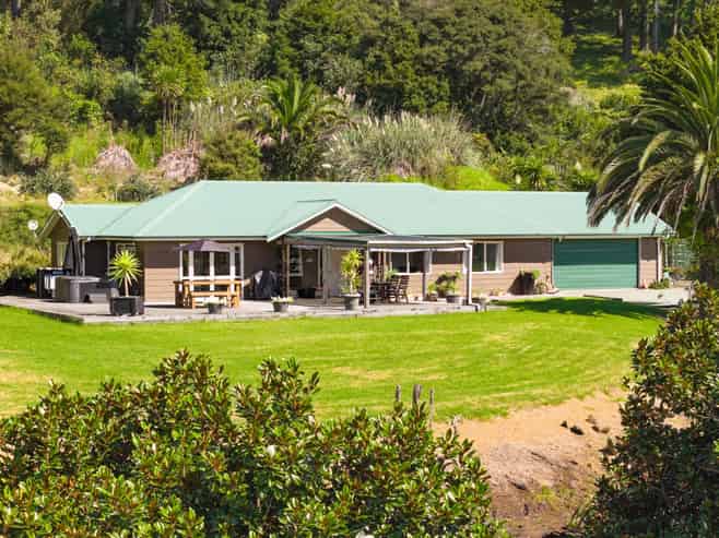 549 Helmsdale Road, Waipu