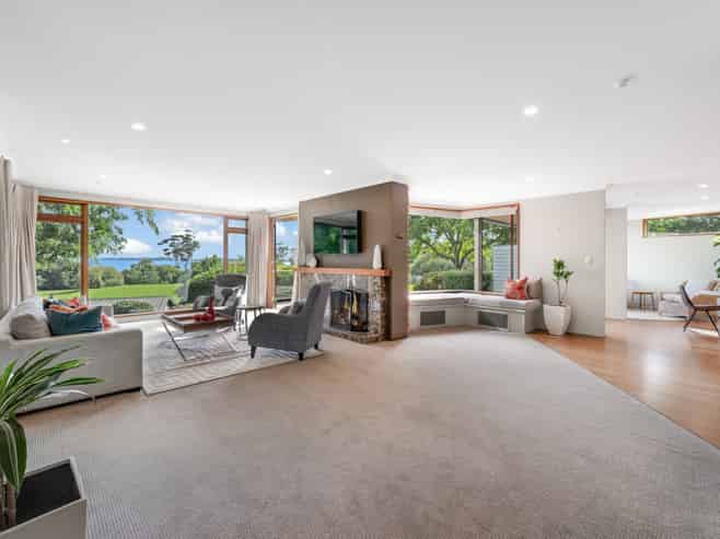 247 Broomfields Road, Whitford