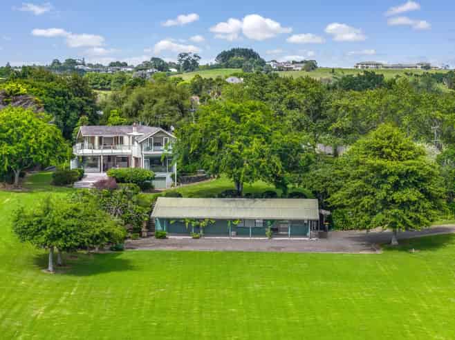 247 Broomfields Road, Whitford