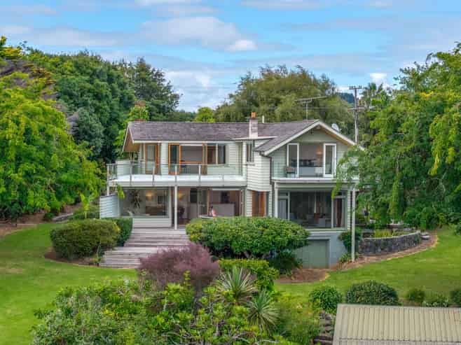 247 Broomfields Road, Whitford