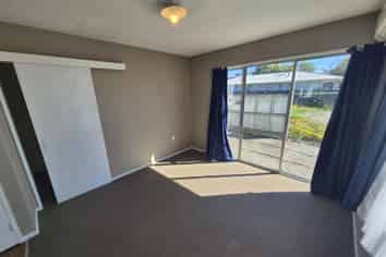 1/374 Gloucester Street, Linwood