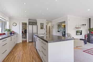 10 Holly Place, Rangiora