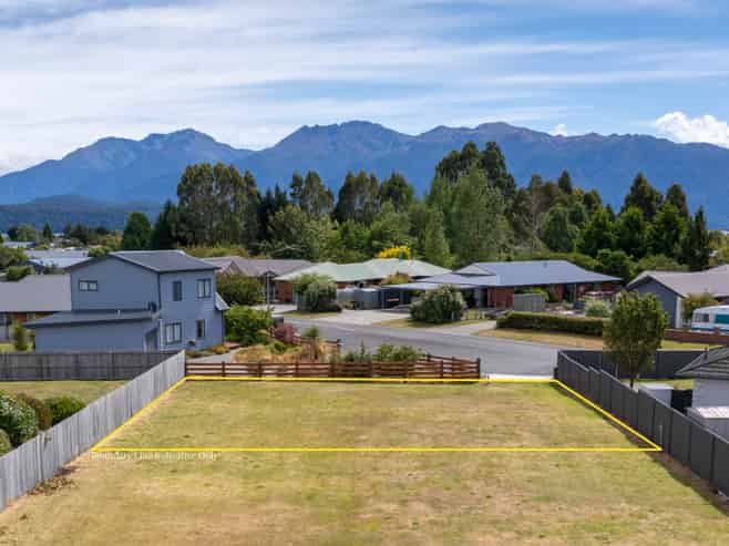 16 McIvor Place, Te Anau
