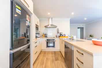 2/33 Maltby Avenue, West End