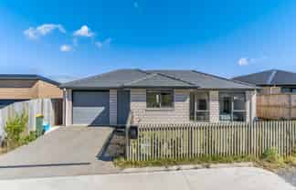 75 Waruhia Crescent, Rototuna North