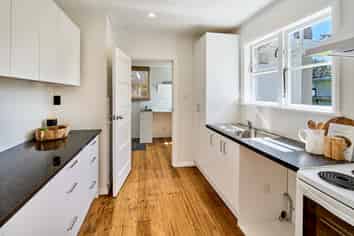 125 Oxford Terrace , Epuni