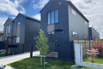 1/63 Taikata Road, Te Atatu Peninsula