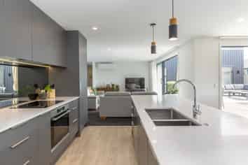 7 Peony Drive, Greytown