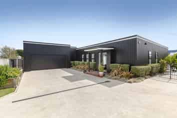 7 Peony Drive, Greytown