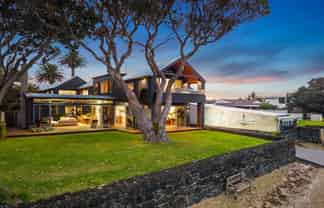 8 Musick Point Road, Bucklands Beach