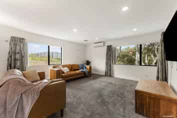 83B Chivalry Road, Glenfield