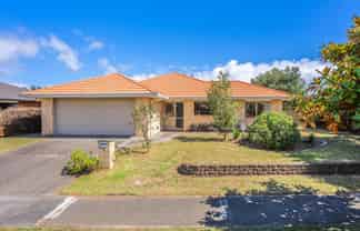 5 Ashleigh Way, Waikanae Beach