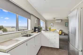 24A The Track, Plimmerton