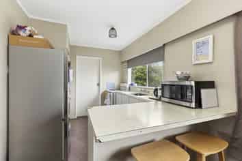 24A The Track, Plimmerton