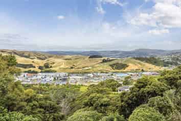 24A The Track, Plimmerton