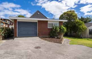 2/8 Kaipatiki Road, Glenfield