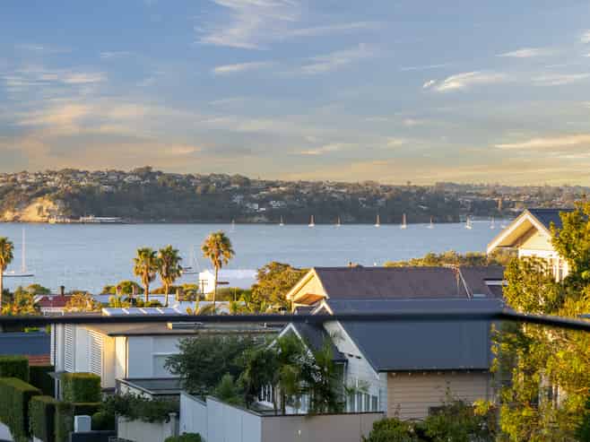 205/2 Lawrence Street, Herne Bay