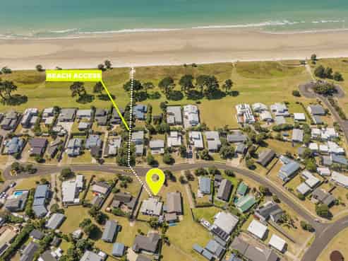 113 Sands Crescent, Matarangi