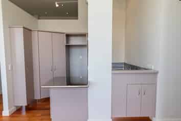 210/107 Thorndon Quay, Thorndon