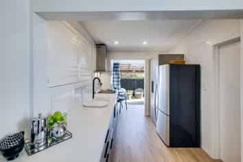 407 Marine Parade, Napier South