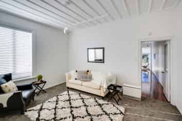 407 Marine Parade, Napier South