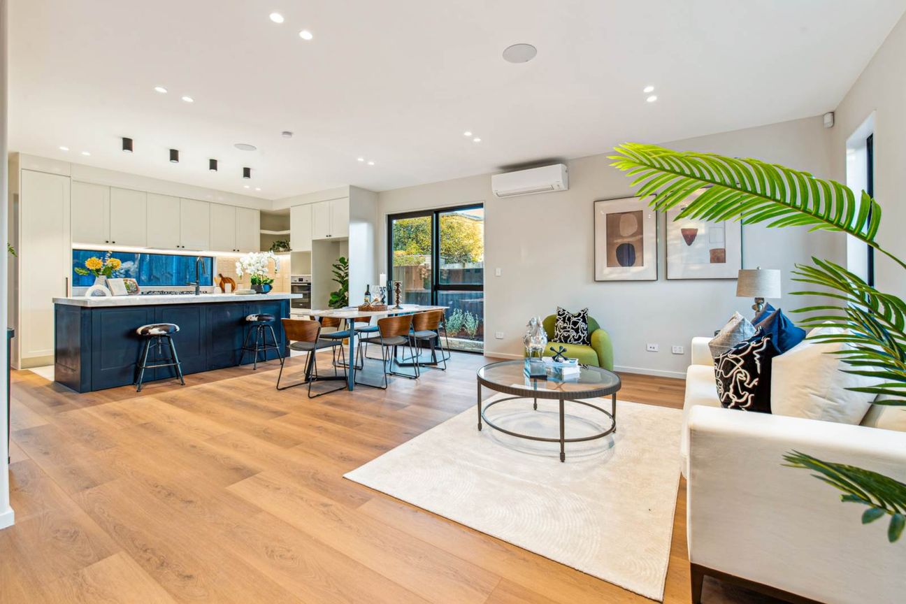 Sea Views & Macleans College Zone - Vista 3