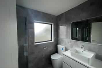 8D Minaret Drive, Bucklands Beach