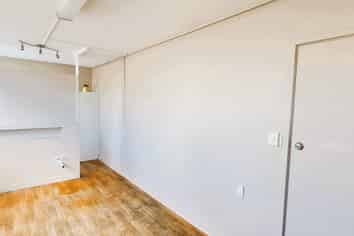 Howick Village Salon or Beauty Space | 36 m2