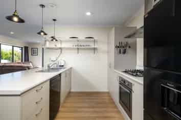 17 Eric Batchelor Place, WAIMATE