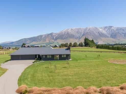 7/543 Zig Zag Road, Windwhistle