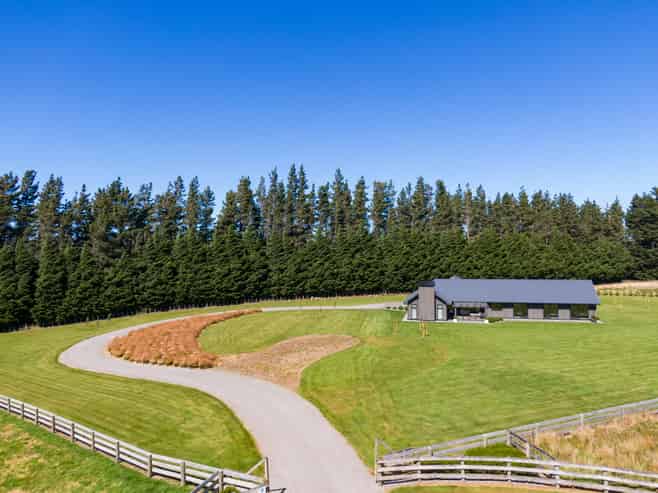 17/543 Zig Zag Road, Windwhistle