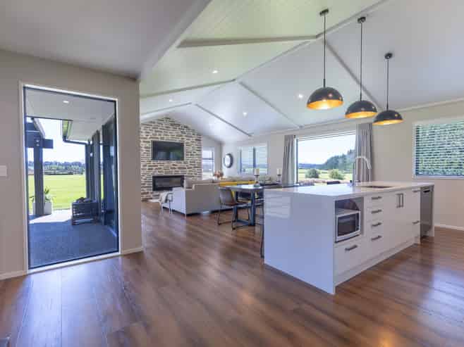 17/543 Zig Zag Road, Windwhistle