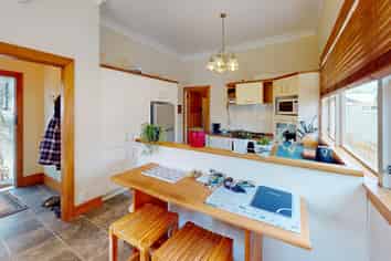 16 Nikau Street, Takaro