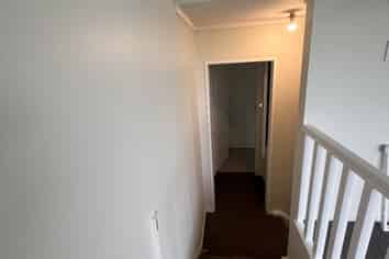 34b Colchester Crescent, Newlands