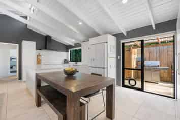 113 Vipond Road, Stanmore Bay